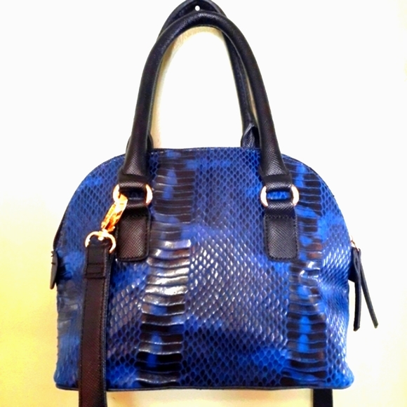 Apt 9 reptile print crossbody NWOT - Picture 3 of 8
